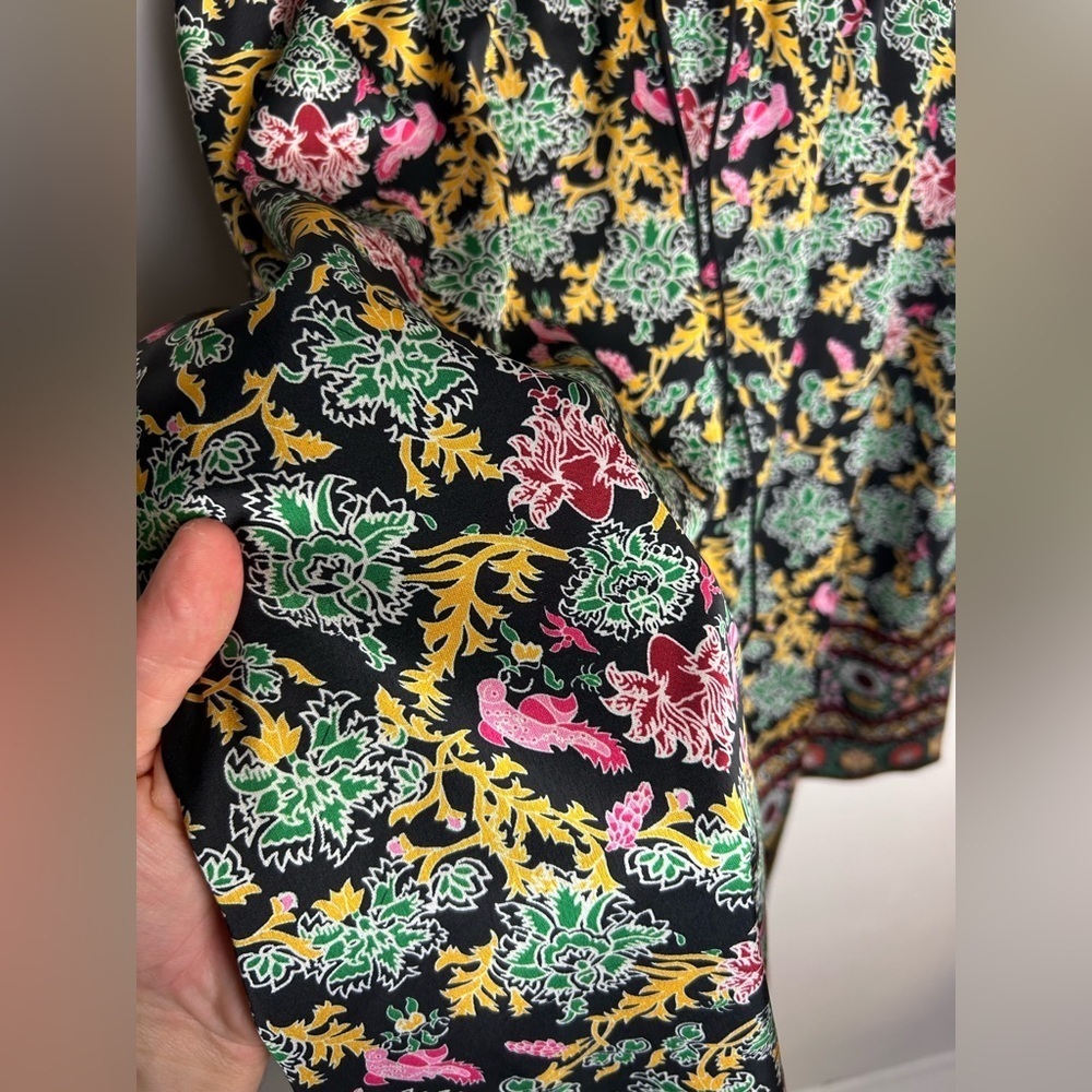 NWT $350 Alice + Olivia Natalina Sz 10 black floral-print asymmetric midi skirt - Picture 7 of 16